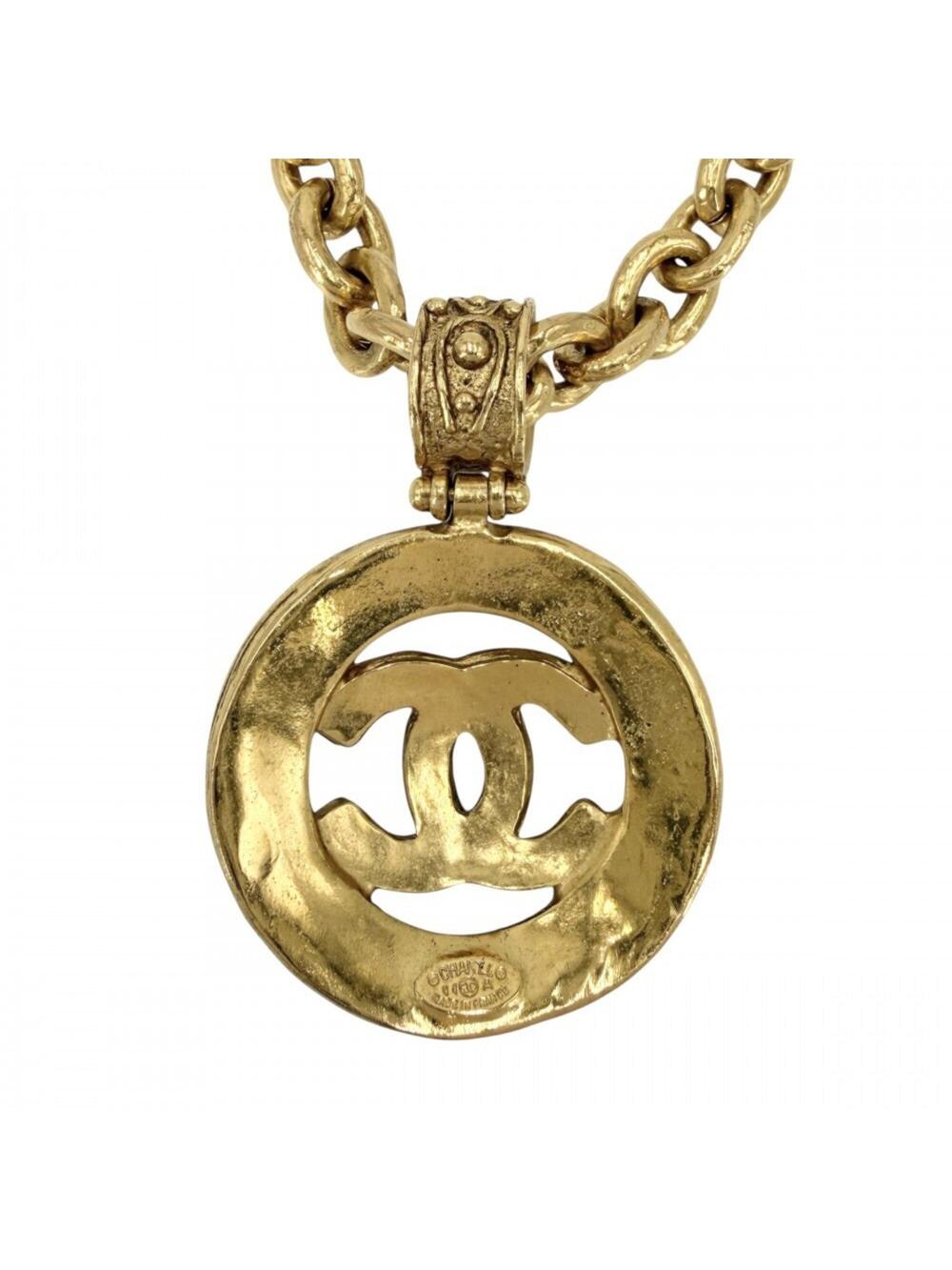 Chanel Cc Logo Round Pendant Necklace #299739C13B - Picture 2 of 9
